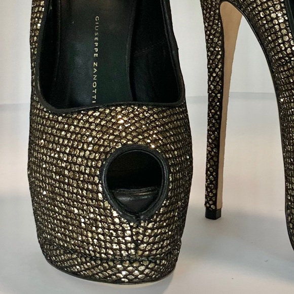 Giuseppe Zanotti   Shoes - Picture 15 of 15